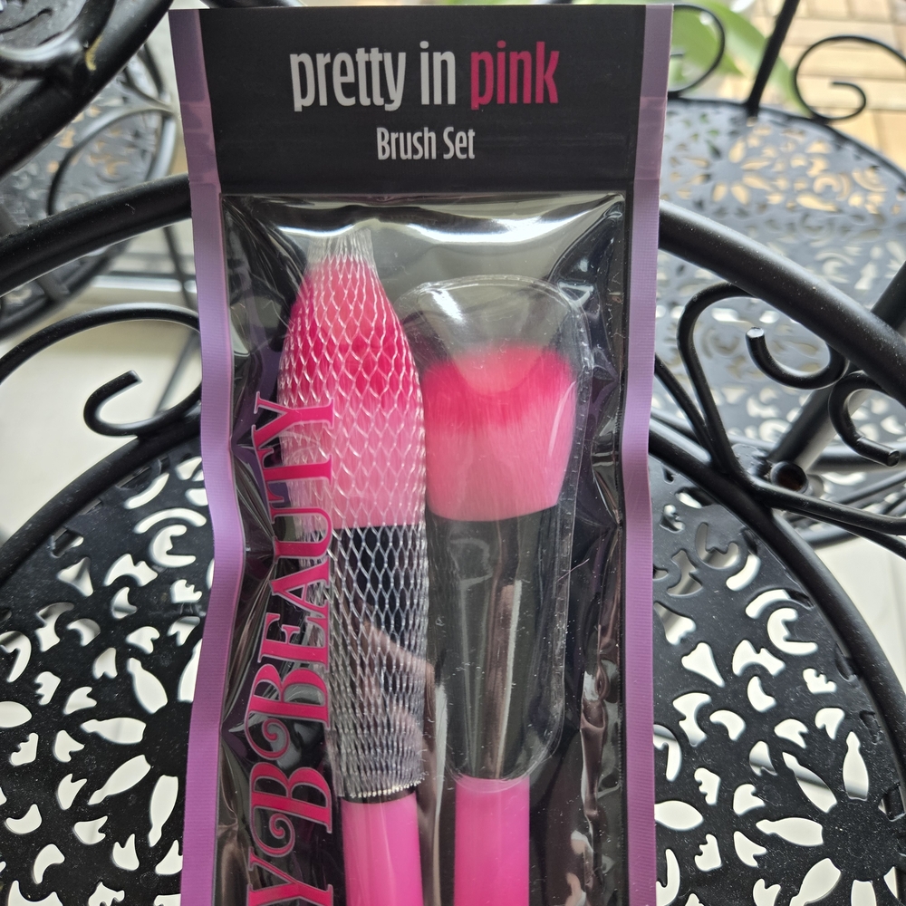 Pink B Beauty Pretty in Pink Makeup Brush Set of 2 (Pink & Black)